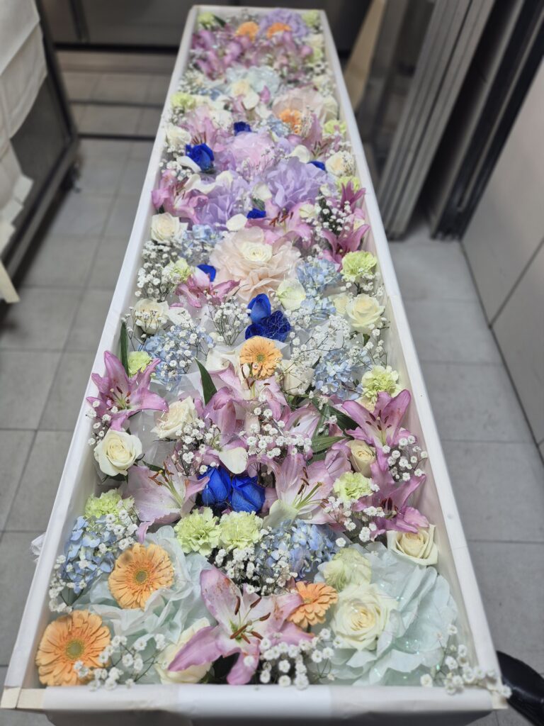파스텔 혼합꽃 관내부 전면 장식